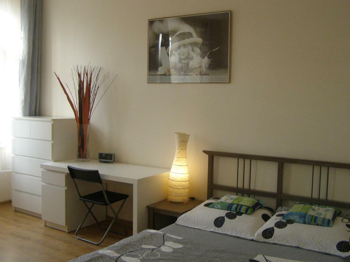 Apartament Optimum Apartamento Cracovia Exterior foto